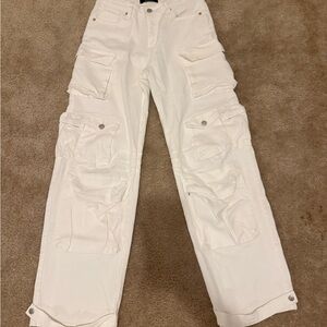 AKIRA BROOKLYN CARGO POCKET WIDE LEG JEAN IN WHITE